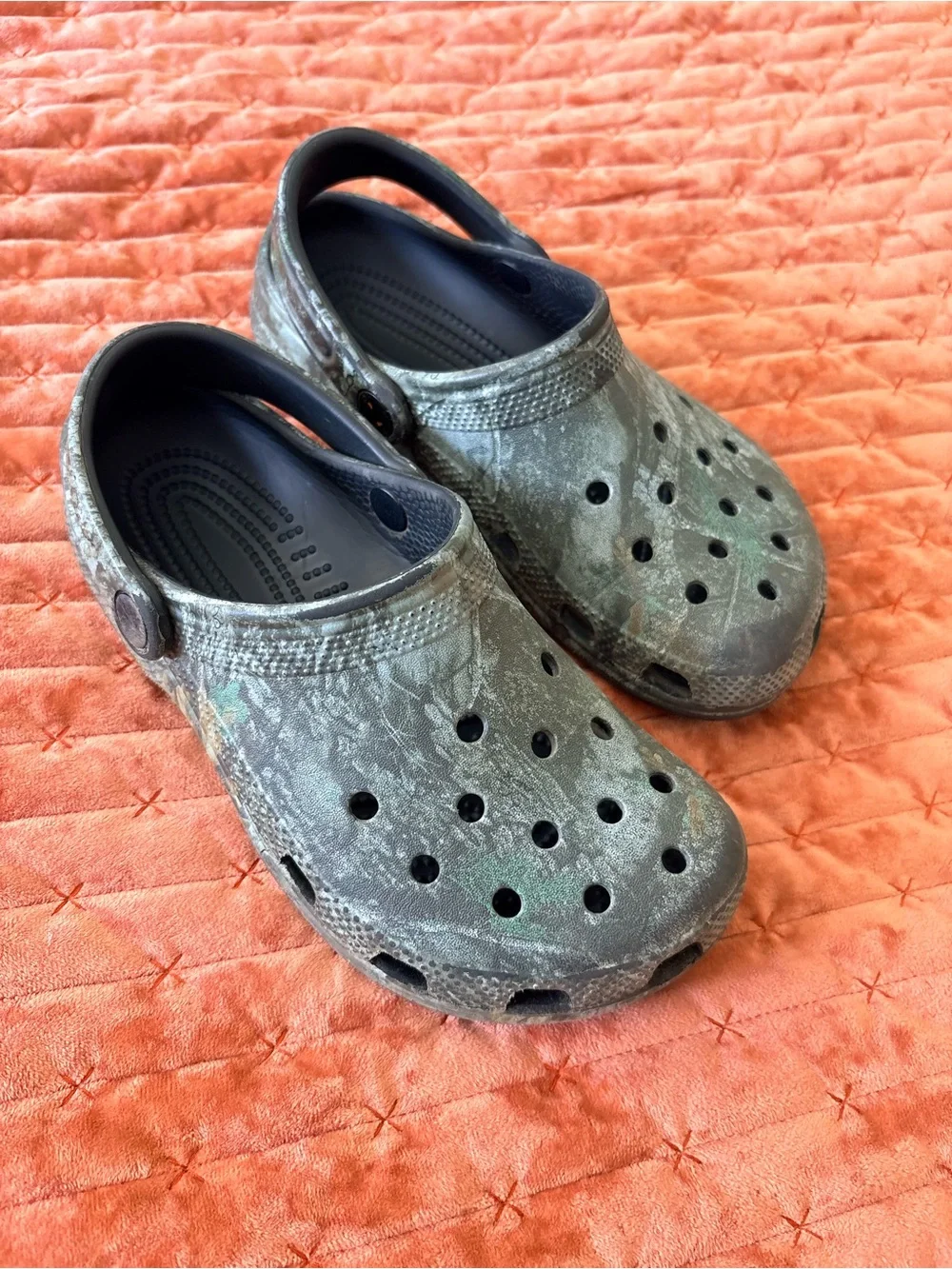 Kids Camouflage Slip-On Crocs - Gray Green